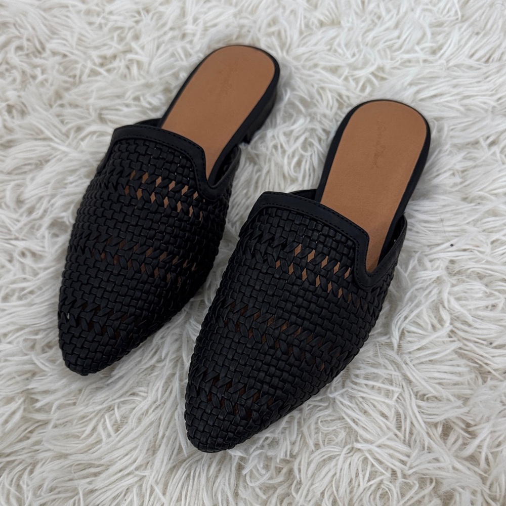 Elegant Black Woven Women's Mules